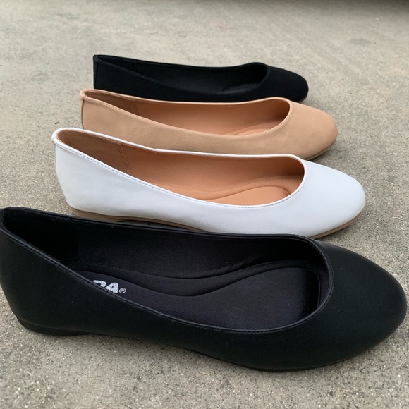 Soda Black Ballet Round Toe Gel Insol Flats - Picture 6 of 7